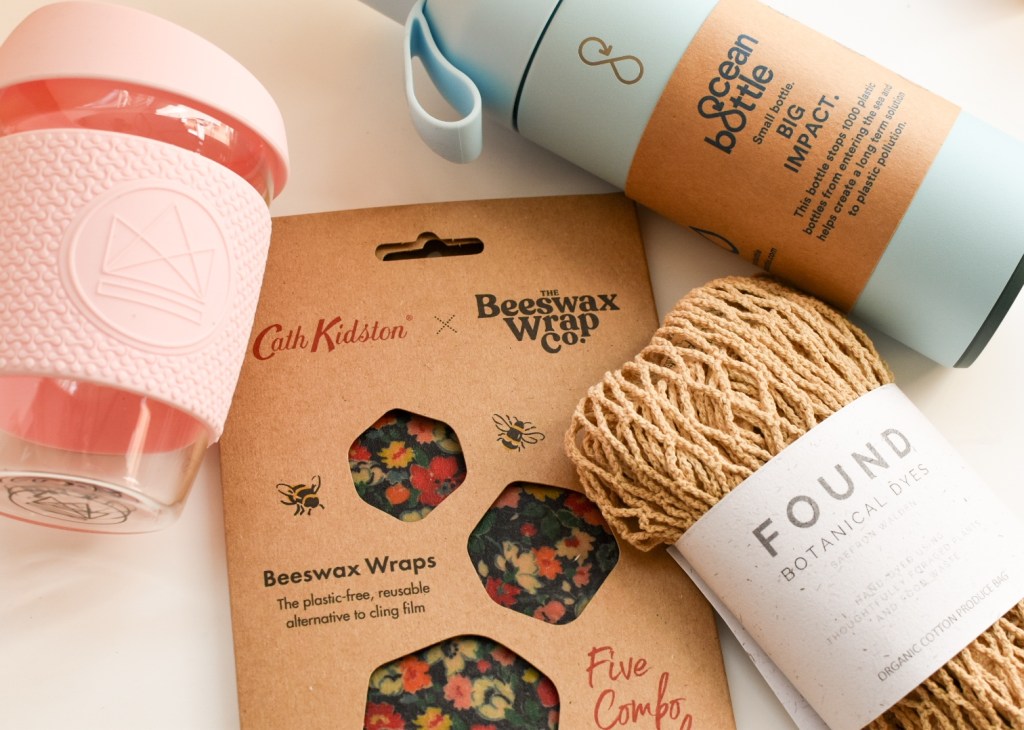 Easy swaps to be more sustainable including beeswax wraps, eco travel cups and net bag.